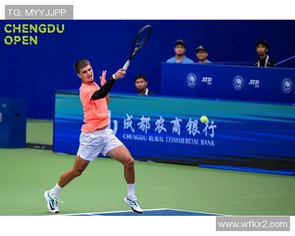 成都网球队与杭州网球队赛后技术分析与战术复盘探讨 成都网球队与杭州网球队赛后技术分析与战术复盘探讨