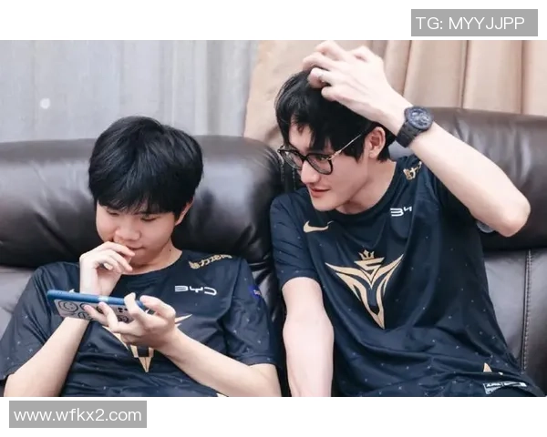 赛后分析:JDG与V5对决中的实力对比与战术解析 赛后分析:JDG与V5对决中的实力对比与战术解析